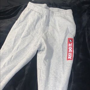 Men’s Small Nike Joggers